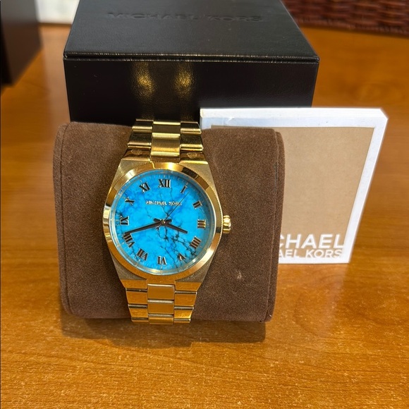 Michael Kors Gold and Blue Luxury Watch - Picture 1 of 4